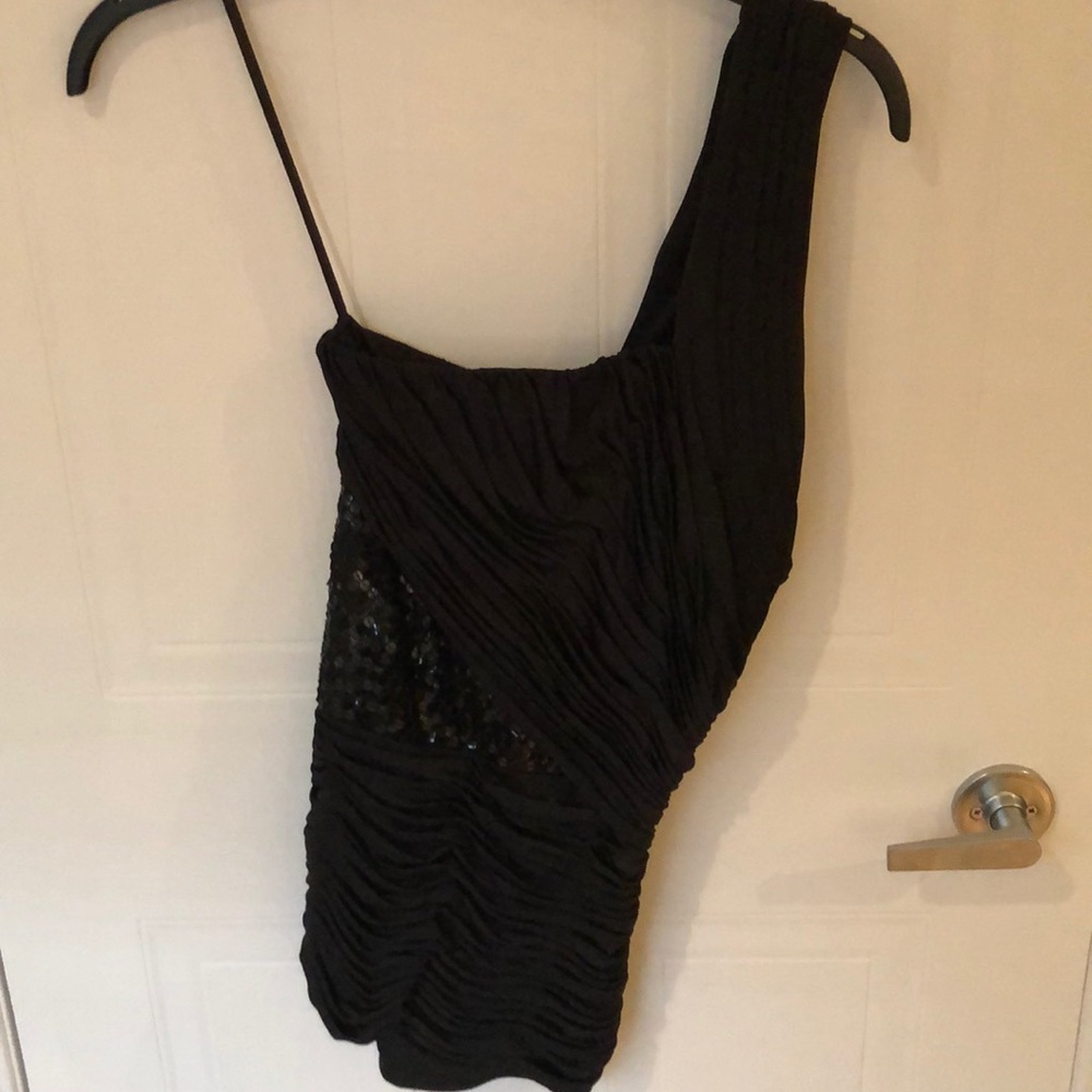 One Shoulder Top